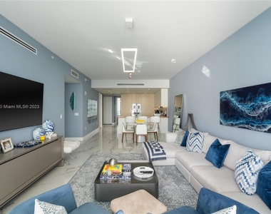 15701 Collins Ave - Photo Thumbnail 17