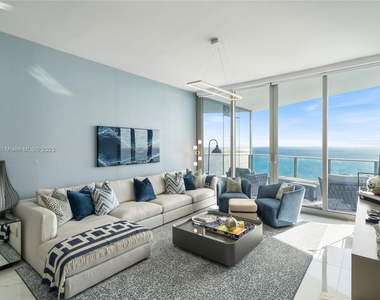 15701 Collins Ave - Photo Thumbnail 2