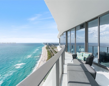 15701 Collins Ave - Photo Thumbnail 30