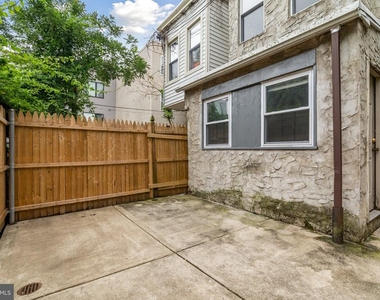 1613 Edgley St - Photo Thumbnail 17