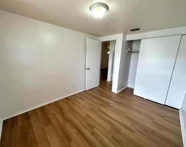 8819 W Robson Street - Photo Thumbnail 17