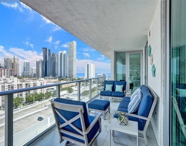 300 Sunny Isles Blvd - Photo Thumbnail 27