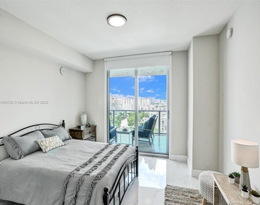 300 Sunny Isles Blvd - Photo Thumbnail 24