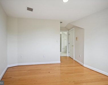5330 Connecticut Ave Nw - Photo Thumbnail 28