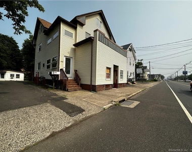 374 North Colony Street - Photo Thumbnail 0