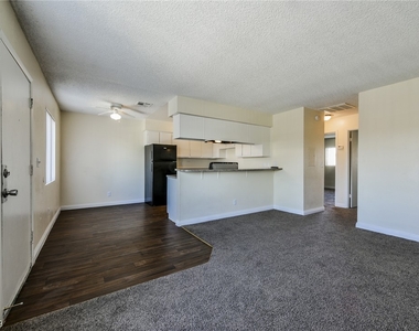 4930 E Owens Avenue - Photo Thumbnail 4