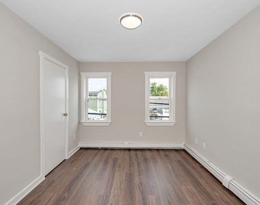 157 Merrimack St - Photo Thumbnail 10