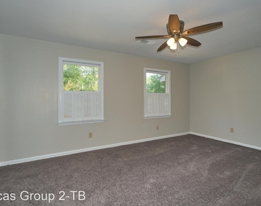 4703 Round Forest Dr. - Photo Thumbnail 25