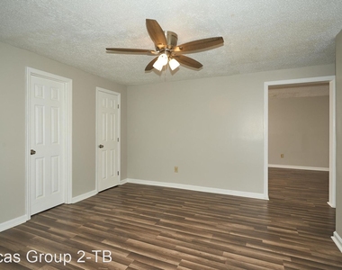 4703 Round Forest Dr. - Photo Thumbnail 40