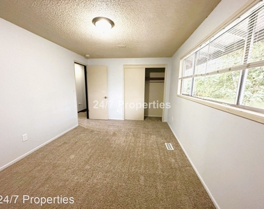 13840 Sw Walker Road - Photo Thumbnail 8