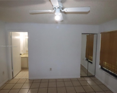 2426 Sw 109th Ct - Photo Thumbnail 31