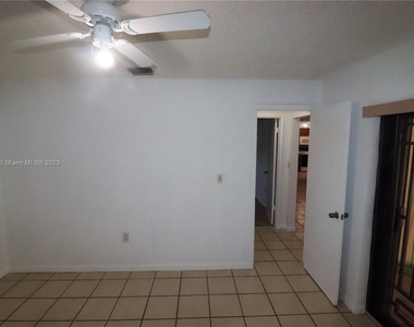 2426 Sw 109th Ct - Photo Thumbnail 35