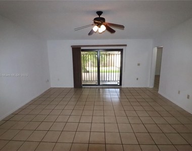 2426 Sw 109th Ct - Photo Thumbnail 21