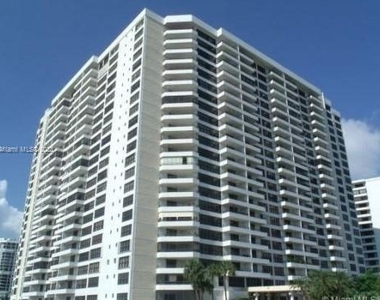 600 Three Islands Blvd - Photo Thumbnail 1