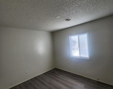 2784 Belcastro Street - Photo Thumbnail 10