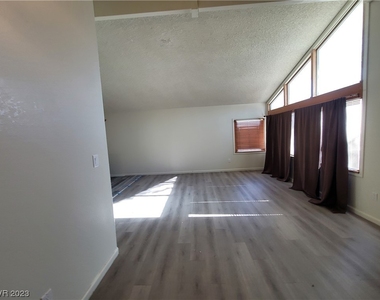 2784 Belcastro Street - Photo Thumbnail 40