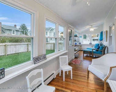 519 1/2 St Clair Avenue - Photo Thumbnail 1