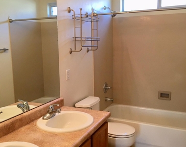 2751 N Saramano Lane - Photo Thumbnail 13