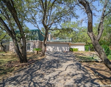 1911 River Oaks Ln - Photo Thumbnail 1