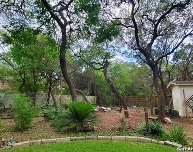 27418 Sherwood Forest Dr - Photo Thumbnail 32
