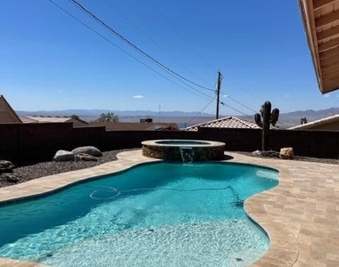 3592 Desert Garden Dr - Photo Thumbnail 2