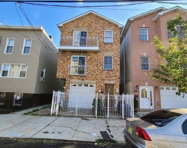 55 Grace St - Photo Thumbnail 14