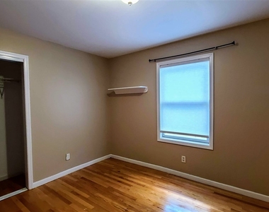 55 Grace St - Photo Thumbnail 8
