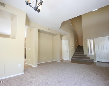 40435 N Acadia Court - Photo Thumbnail 2