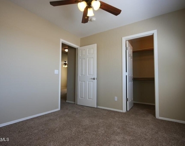 40435 N Acadia Court - Photo Thumbnail 12