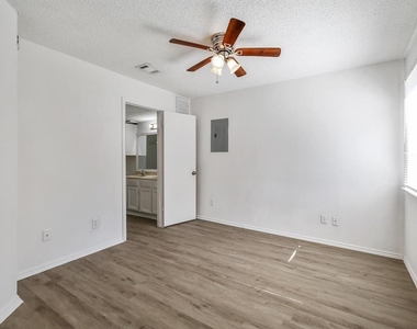 9835 Walnut Street - Photo Thumbnail 13