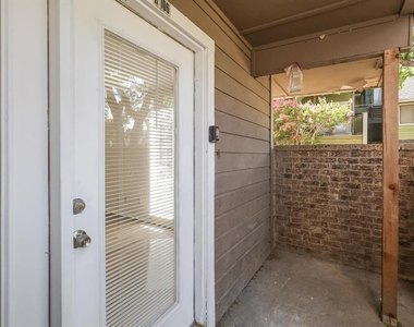 9835 Walnut Street - Photo Thumbnail 2