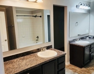 9114 Mimosa Manor - Photo Thumbnail 24