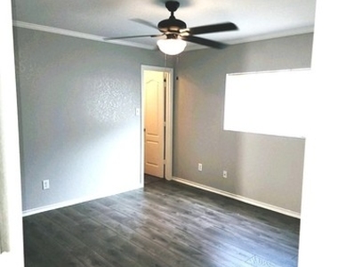 9114 Mimosa Manor - Photo Thumbnail 17