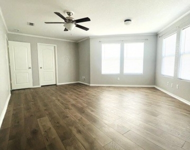 9114 Mimosa Manor - Photo Thumbnail 22