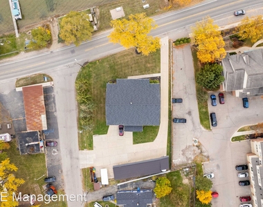 719 E Walled Lake Drive - Photo Thumbnail 17