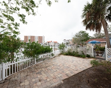 249 Boca Ciega Drive - Photo Thumbnail 10