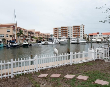 245 Boca Ciega Drive - Photo Thumbnail 19