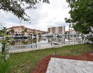 245 Boca Ciega Drive - Photo Thumbnail 13