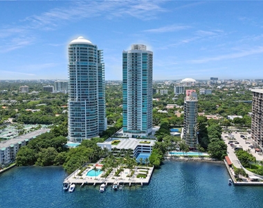 2101 Brickell Ave - Photo Thumbnail 14