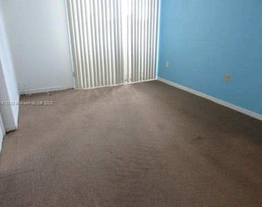 12300 Sw 18 Te - Photo Thumbnail 16