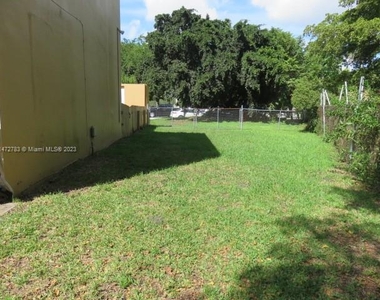 12300 Sw 18 Te - Photo Thumbnail 22