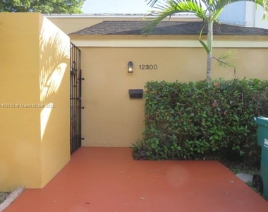 12300 Sw 18 Te - Photo Thumbnail 2