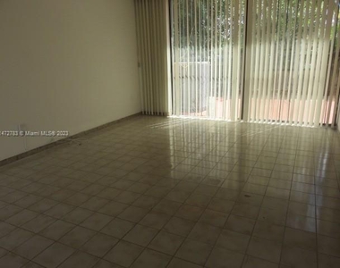 12300 Sw 18 Te - Photo Thumbnail 5