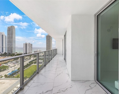 300 Sunny Isles Blvd - Photo Thumbnail 8