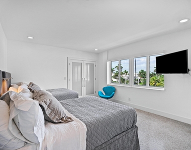 120 N Ocean Boulevard - Photo Thumbnail 22