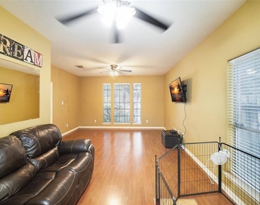 1214 North Teal Estates Circle - Photo Thumbnail 4