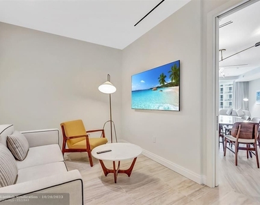 525 N Fort Lauderdale Beach Blvd - Photo Thumbnail 5