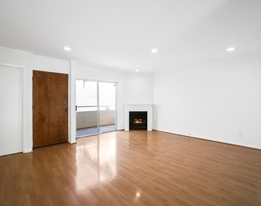1239 9th St - Photo Thumbnail 8