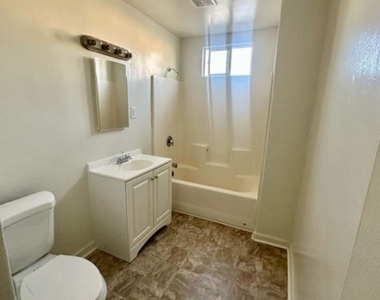 3175 Cauby St Suite 90 - Photo Thumbnail 12