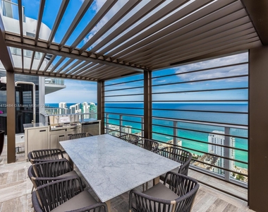 4010 S Ocean Dr - Photo Thumbnail 24